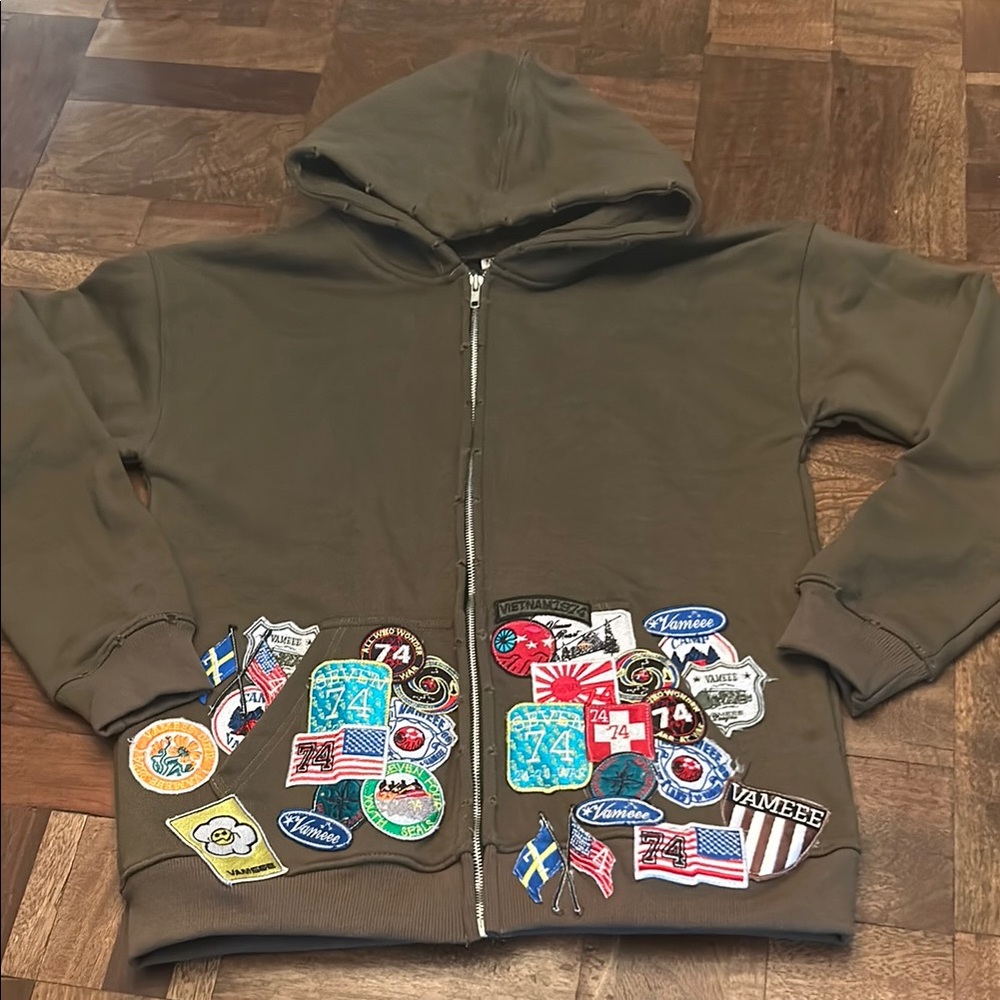 NWOT-Vameee Patch Hoodie-Green-Medium